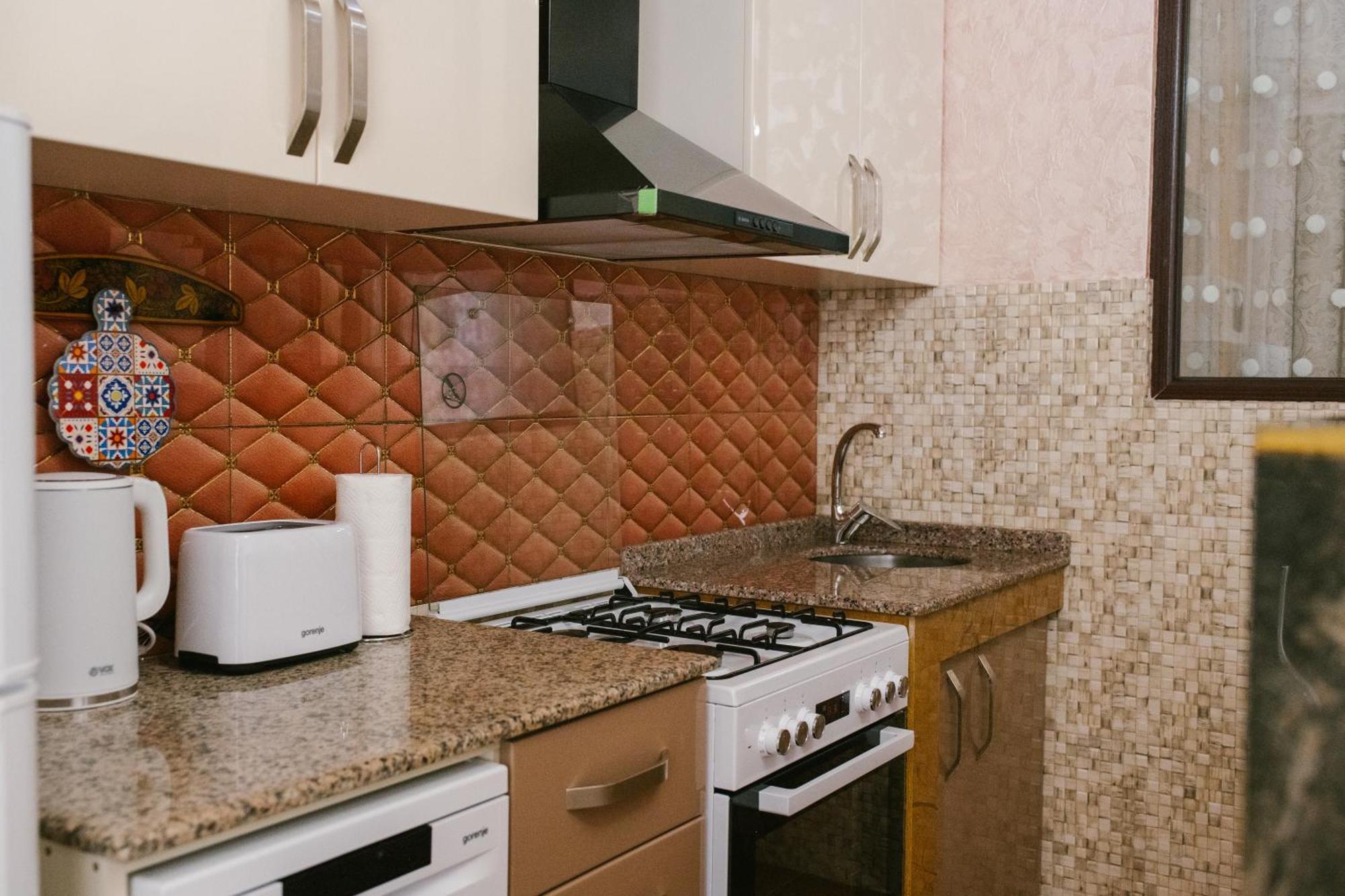 Ekaterine'S Apartments Batumi Luaran gambar