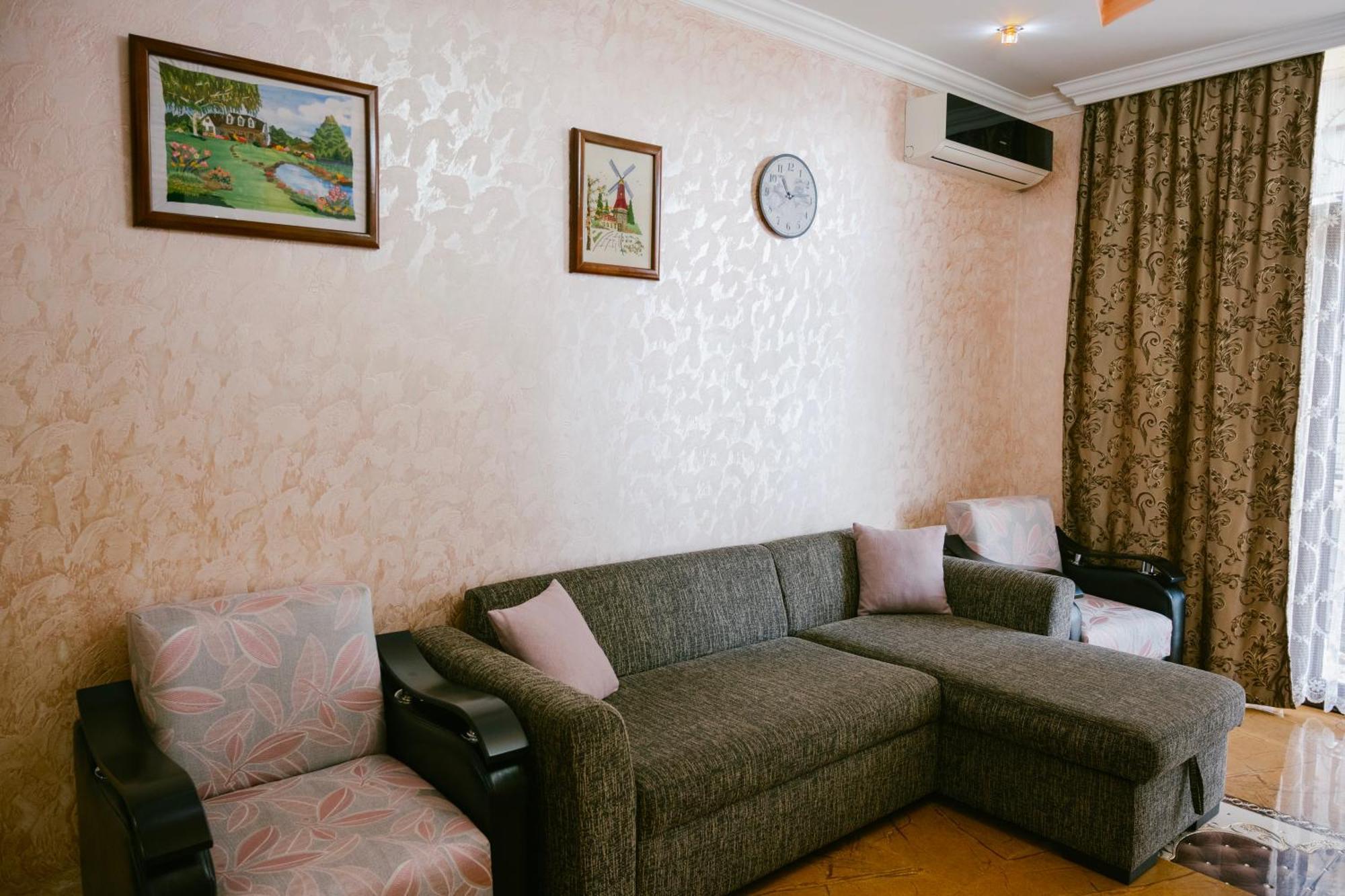 Ekaterine'S Apartments Batumi Bilik gambar