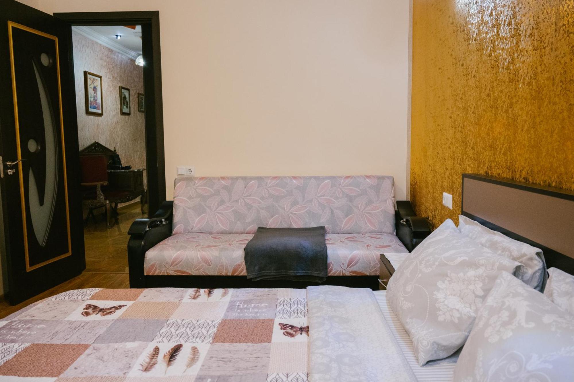 Ekaterine'S Apartments Batumi Bilik gambar